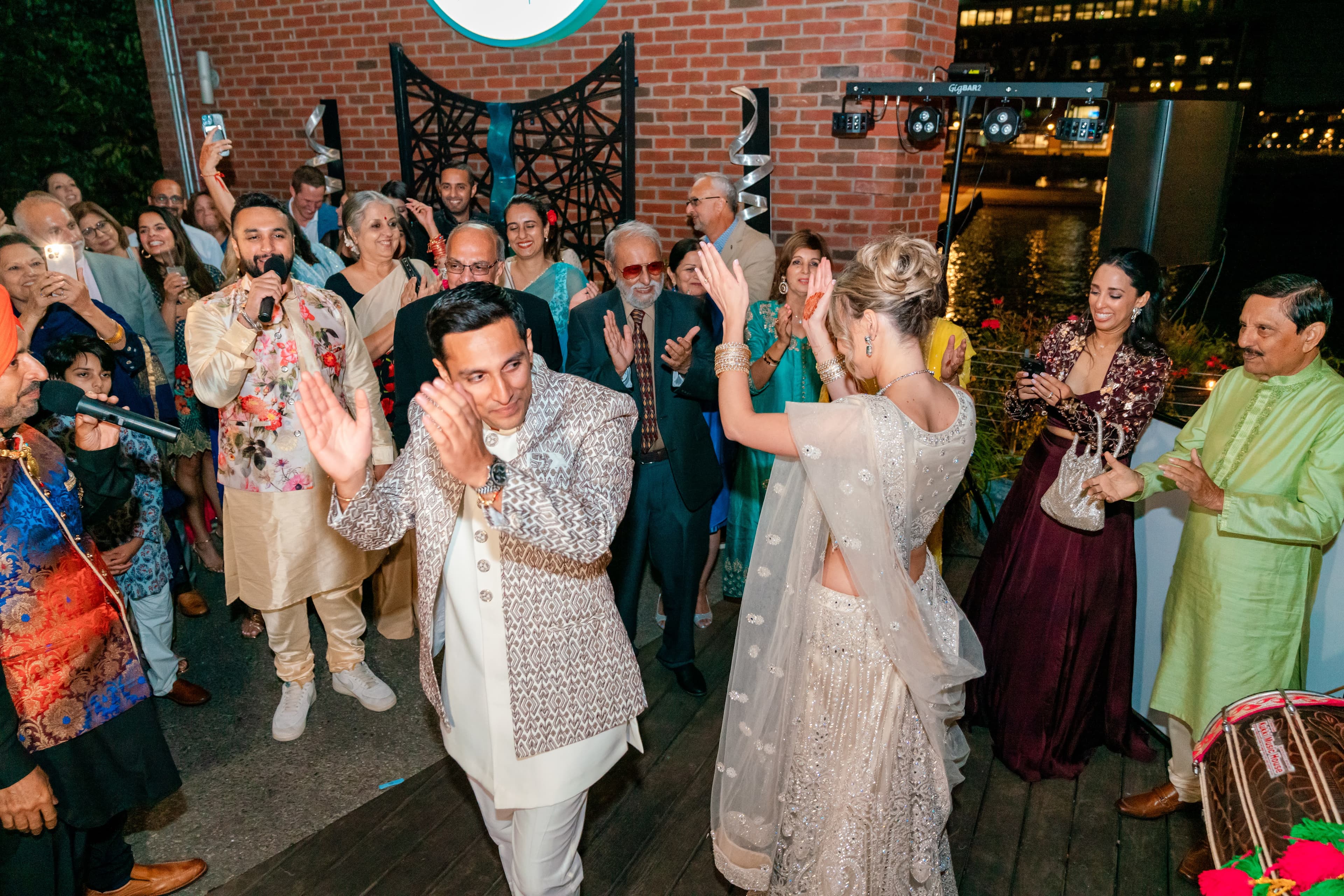 MC speech at reception